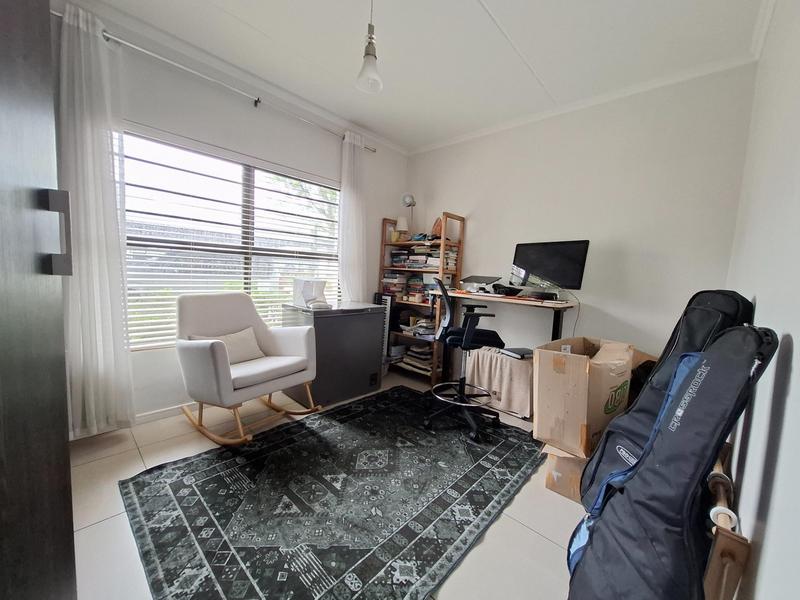 To Let 3 Bedroom Property for Rent in De Velde Western Cape